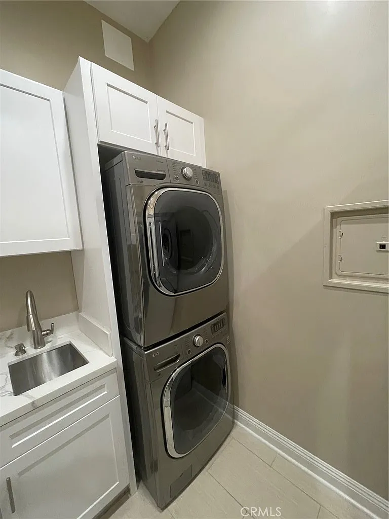 Studio, 203 sqft, $1,650 — Photo 3