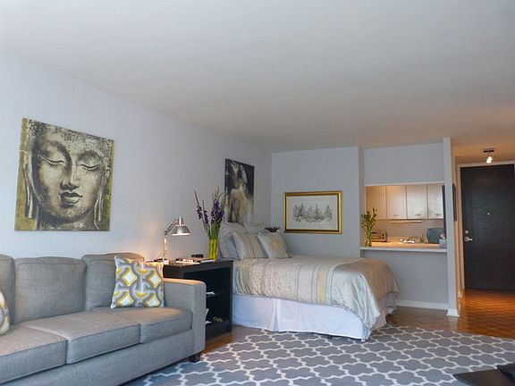 2nd image of 535 N Michigan Ave APT 2602