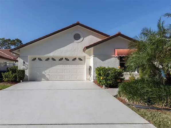 4951 Summertree Rd, Venice, FL 34293
