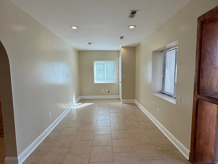 13816 Piscataway Dr — Photo 11