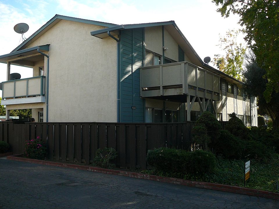 2nd image of 4600 Eggers Dr APT E