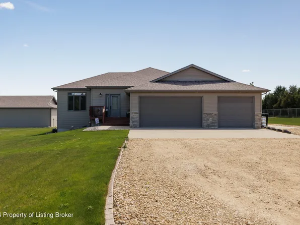 3686 115l Ave SW, Dickinson, ND 58601