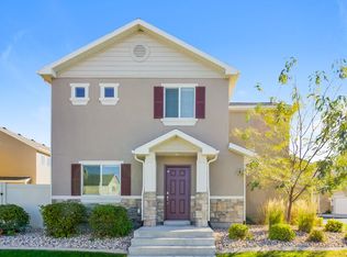 962 W Stonehaven Dr, North Salt Lake, UT 84054