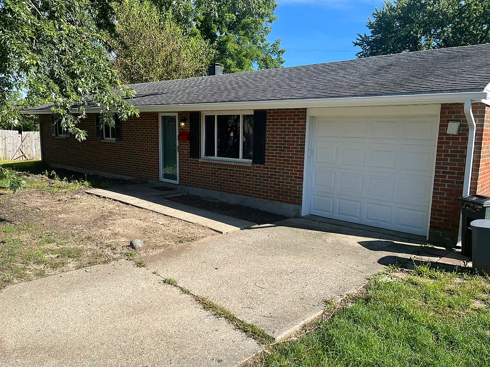 138 Glenada Ct