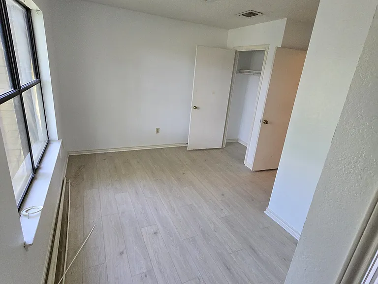 6610 Windrift Way — Photo 9