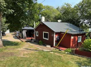 2 Grove Lane, Grandview Beach, SK S0G 4C0
