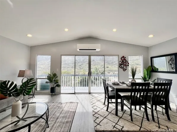 1429 Miloiki St, Honolulu, HI 96825