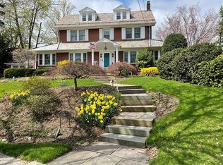 6 Maynard Ct, Ridgewood, NJ 07450