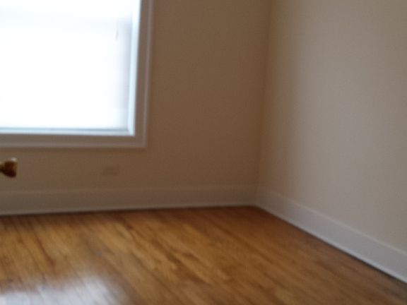 5th image of 615 E 62nd St #3