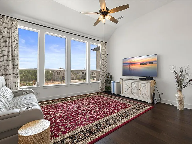 1220 Calendula Trl — Photo 16