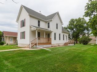 375 Orchard St, Chebanse, IL 60922