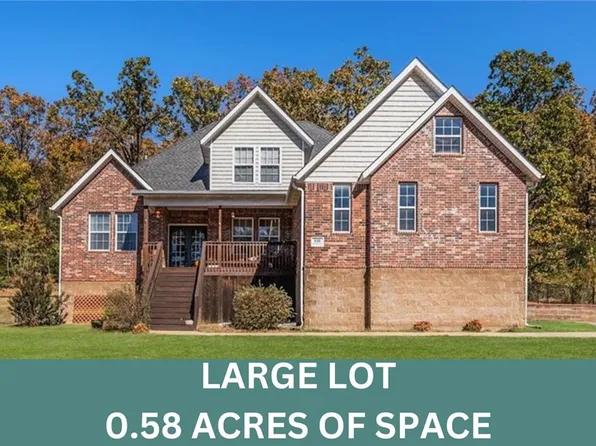 848 W Foothills Dr, Fayetteville, AR 72701