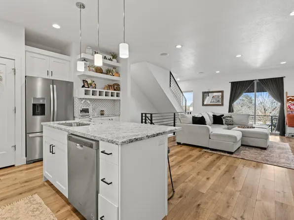 2236 N 525 W, Layton, UT 84041