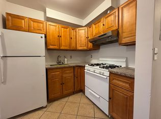 3527 Eastchester Rd #2C, Bronx, NY 10469