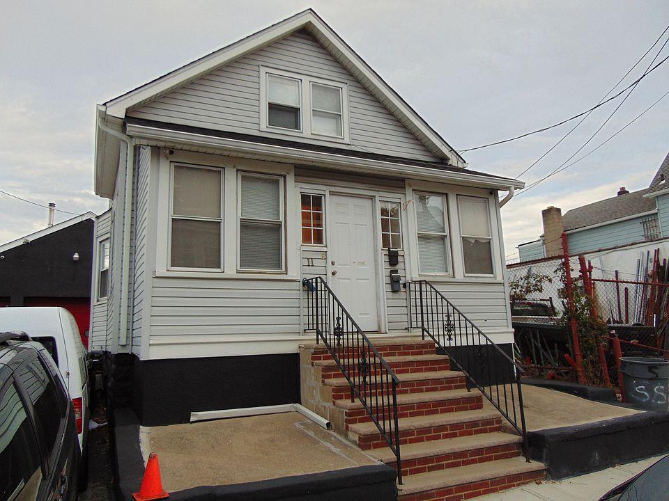 1st image of 11 E Sylvan Ave Floor 2