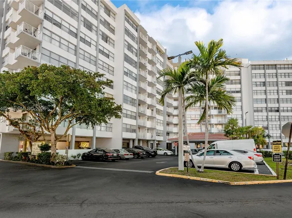 1200 NE Miami Gardens Dr APT 905W, Miami, FL 33179