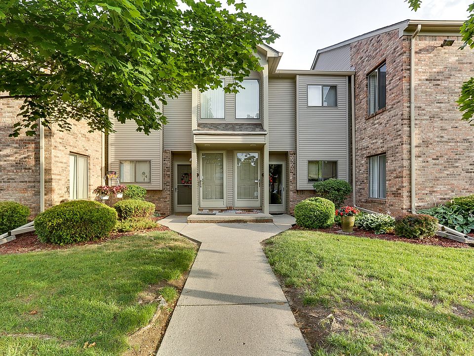 1st image of 42770 Lilley Pointe Dr