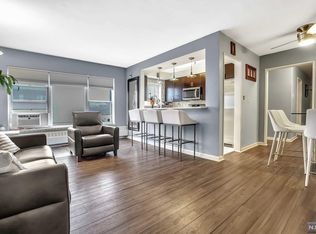 500 Union Ave APT 2C, Rutherford, NJ 07070
