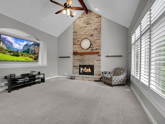 5th image of 26519 Silverleaf Dr