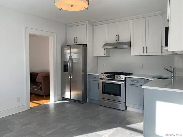 185 Forest Ave