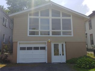 219 W Yates St, East Syracuse, NY 13057