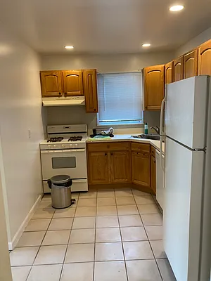 Rented by George Realty Group LLC | media 2