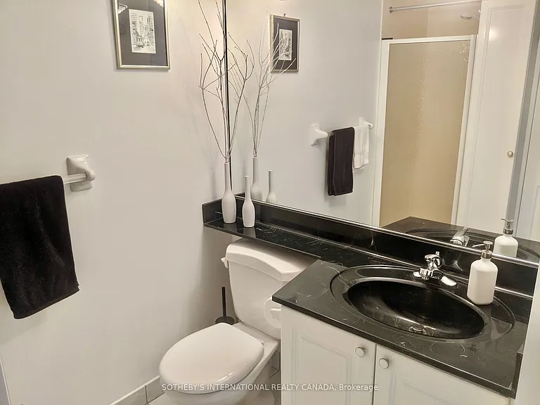 109 Front St E #1110 — Photo 18