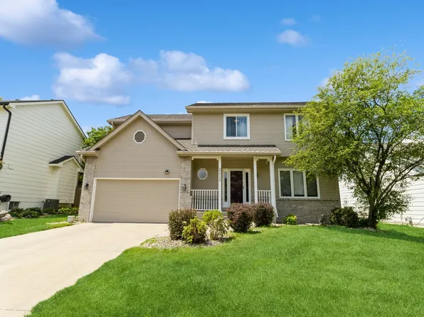 2212 NW 139th St, Clive, IA 50325