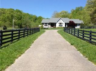 1035 Wallace Rd, Gallatin, TN 37066