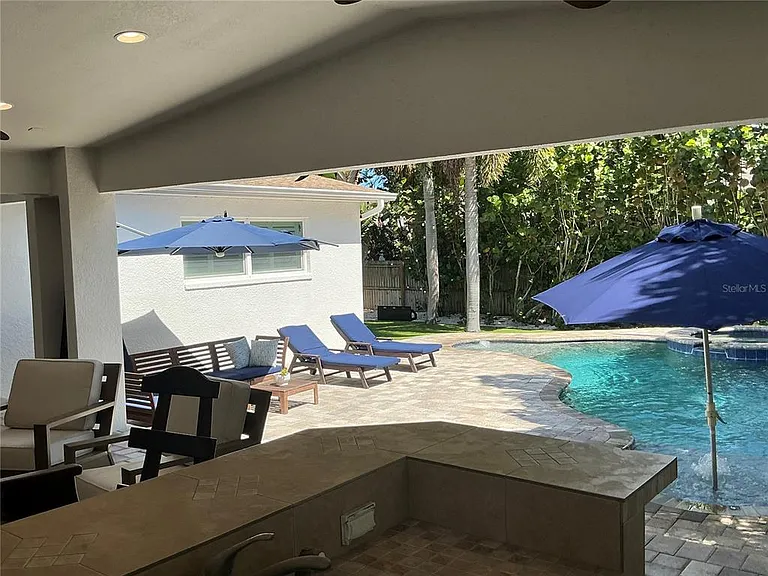 370 Foster Ln — Photo 33
