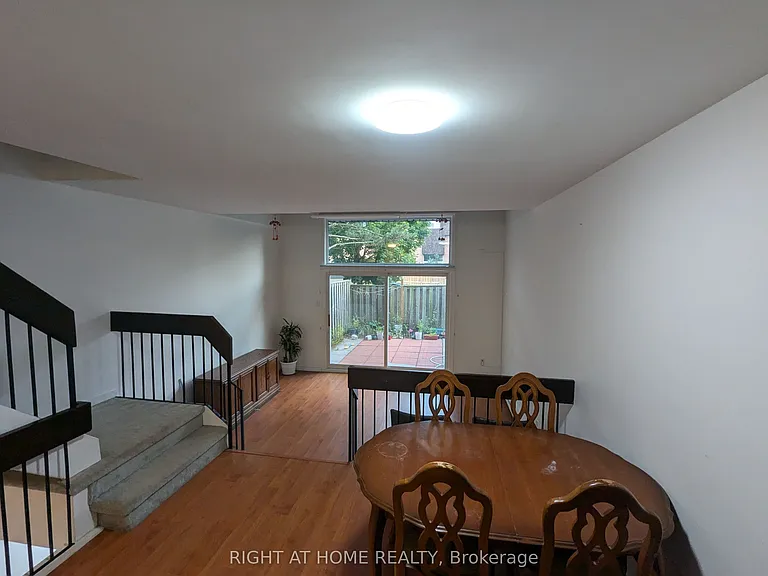 20 Hainford St #2 — Photo 7