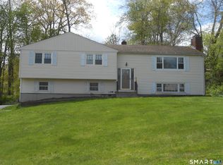 279 Wedgewood Drive, Naugatuck, CT 06770