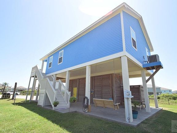 5th image of 2281 E Crab St