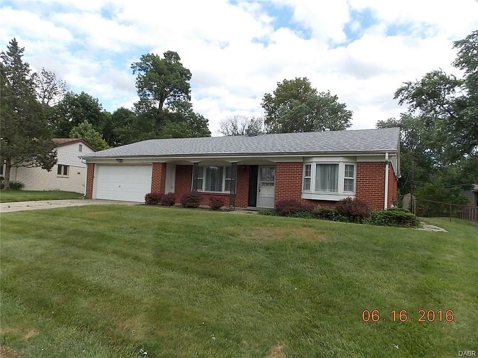 1st image of 2824 Parklawn Dr