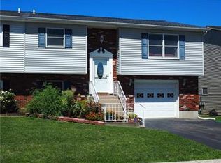 880 Barbara Dr, Coplay, PA 18037