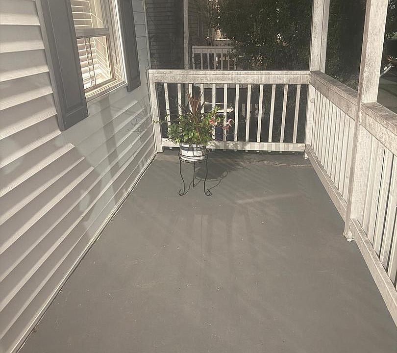 1st image of 447 Hodgson St