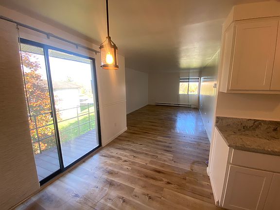 5th image of 392 Village Blvd N #392