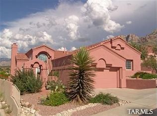 10094 N Bighorn Butte Dr, Oro Valley, AZ 85737