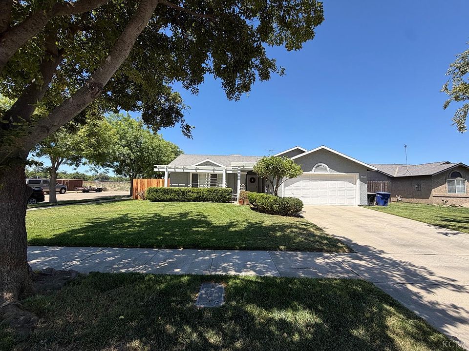 1st image of 399 Barcelona Dr