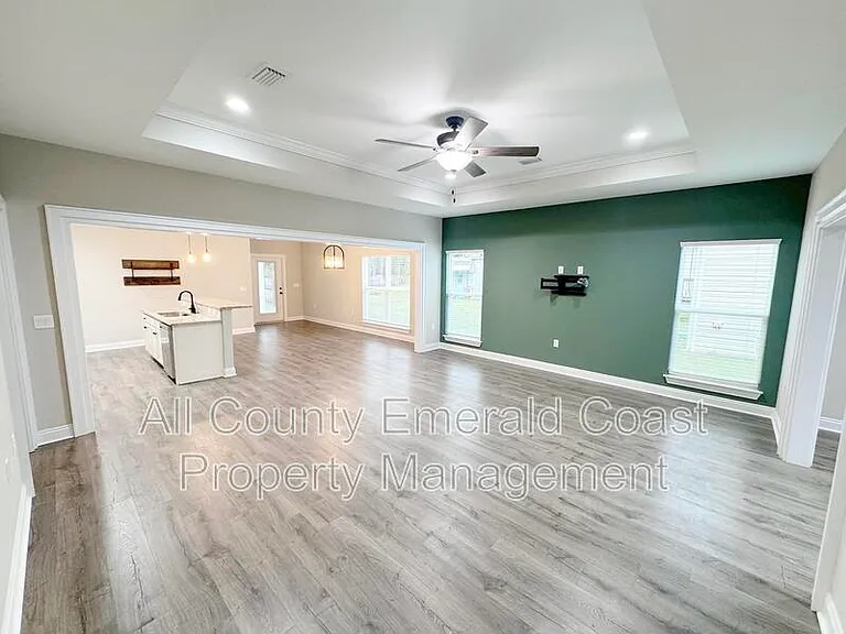282 Magnolia St — Photo 15