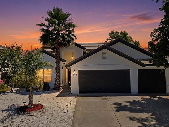 3rd image of 8665 Aviary Woods Way