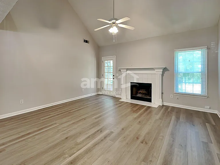 1947 Walden Park Dr — Photo 8