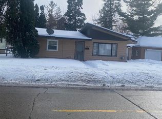 2215 Cooper Ave, Saginaw, MI 48602