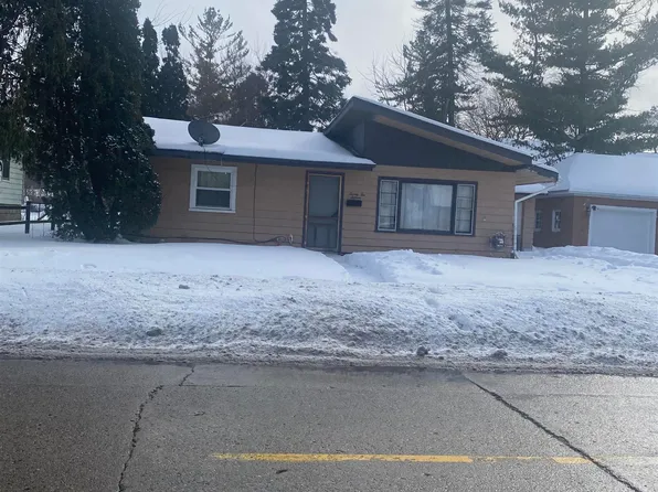 2215 Cooper Ave, Saginaw, MI 48602