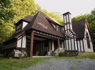 5 Looking Rocks Ln, Hopewell junction, NY 12533