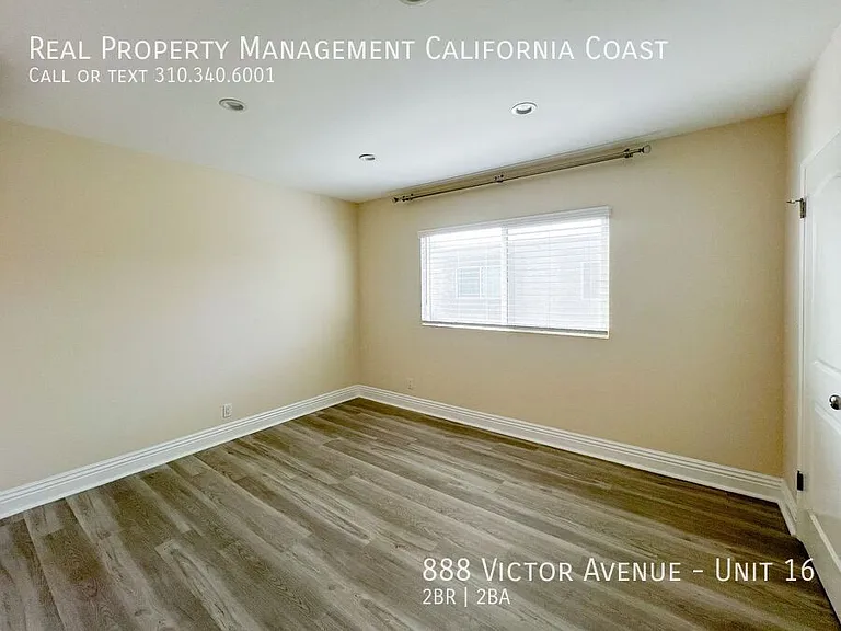 888 Victor Ave #16 — Photo 14
