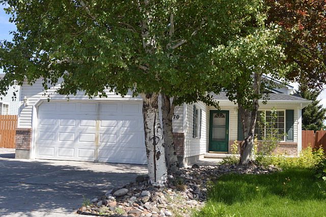 1st image of 770 Clarence Dr