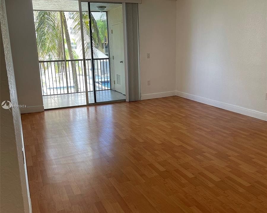 1st image of 8205 Lake Dr #205