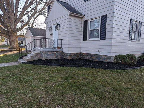 2nd image of 2615 Jefferson Dr SE