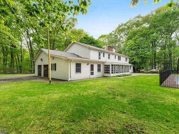3rd image of 75 Woodcliff Lake Rd